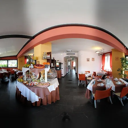 Hotel Savoia 3*